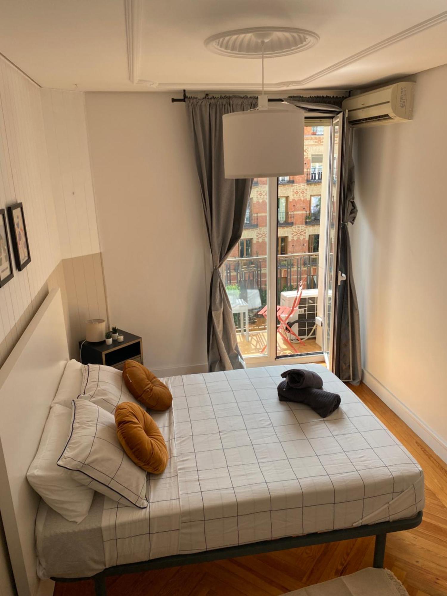 Santa Engracia Hostel Madrid